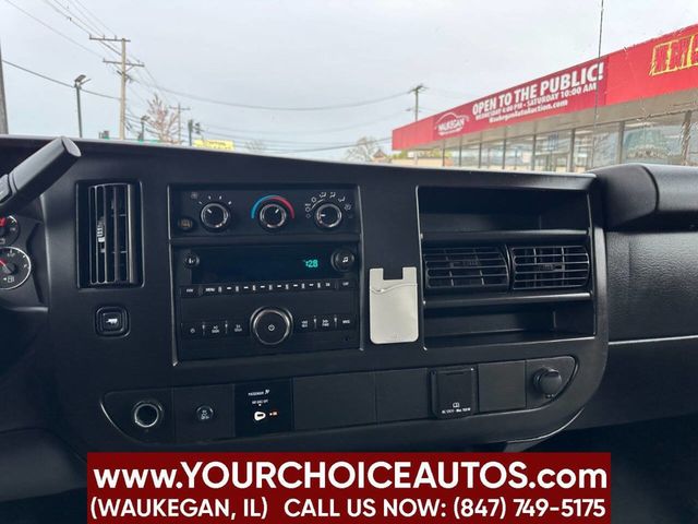 2017 Chevrolet Express Cargo Van RWD 2500 155" - 23020818 - 25