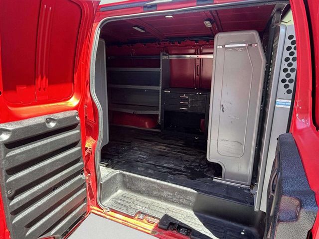 2017 Chevrolet Express Cargo Van RWD 3500 135" - 23035564 - 10