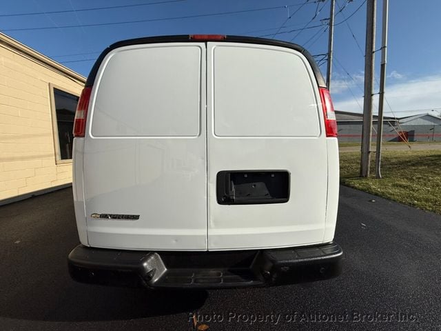 2017 Chevrolet Express Cargo Van RWD 3500 155" - 22712031 - 6