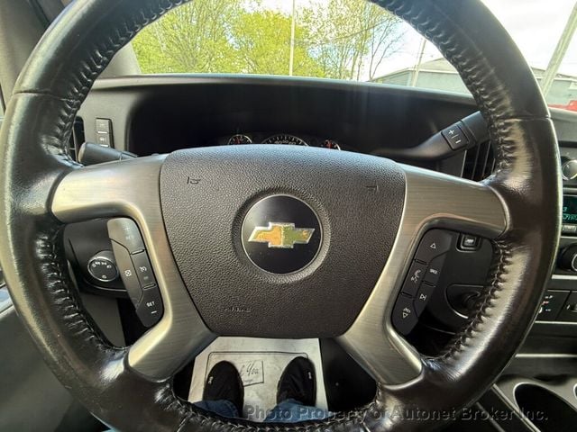 2017 Chevrolet Express Cargo Van RWD 3500 155" - 23020229 - 11