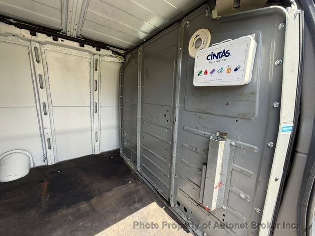 2017 Chevrolet Express Cargo Van RWD 3500 155" - 23020229 - 24