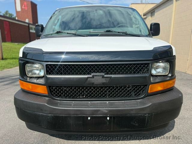 2017 Chevrolet Express Cargo Van RWD 3500 155" - 23069961 - 1