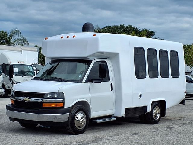 2017 Chevrolet Express Commercial Cutaway 3500 Van 139" - 23023192 - 7