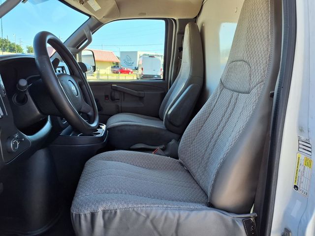 2017 Chevrolet Express Commercial Cutaway 3500 Van 139" - 23095814 - 10