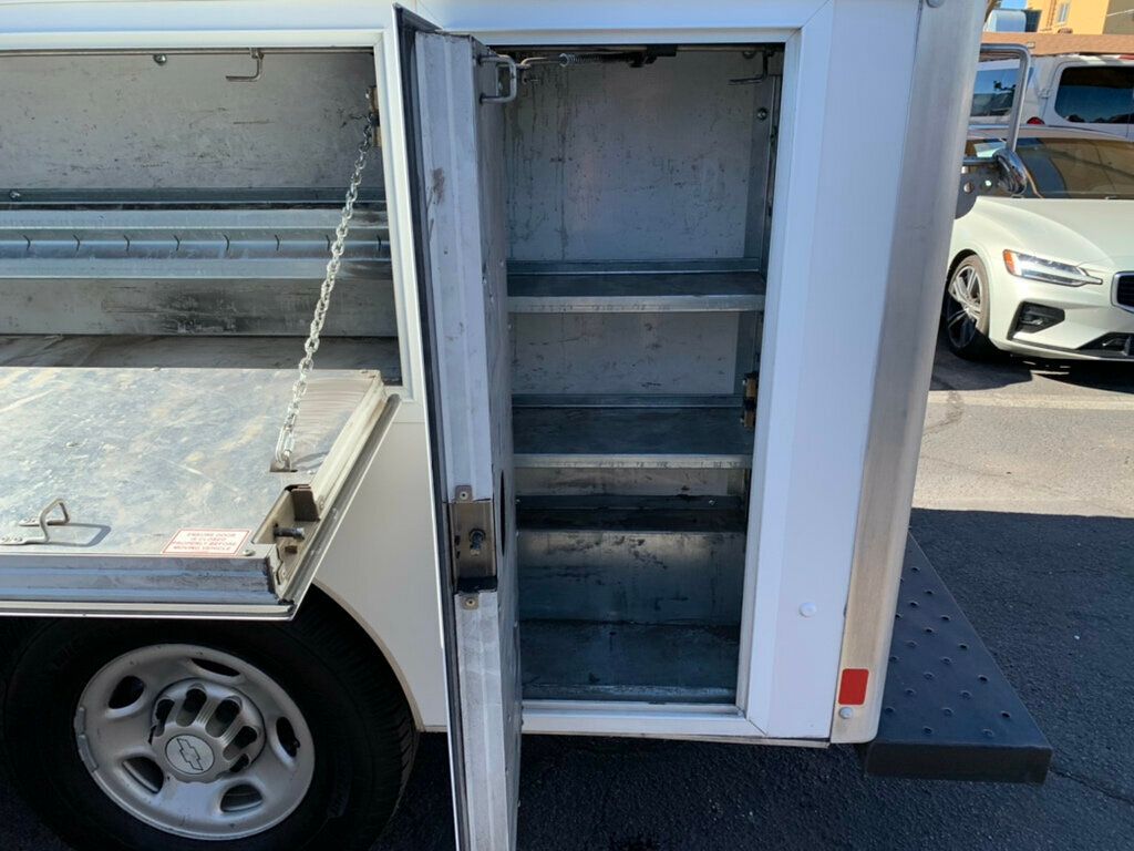 2017 Chevrolet Express Commercial Cutaway 3500 Van 139" Commercial Cutaway 1-Owner - 22958498 - 19