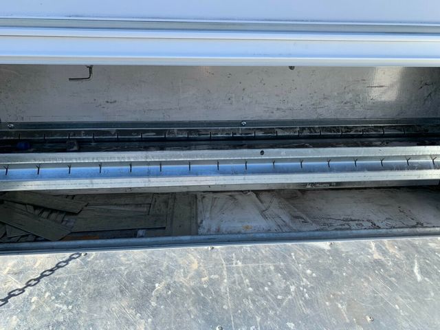 2017 Chevrolet Express Commercial Cutaway 3500 Van 139" Commercial Cutaway 1-Owner - 22958498 - 22