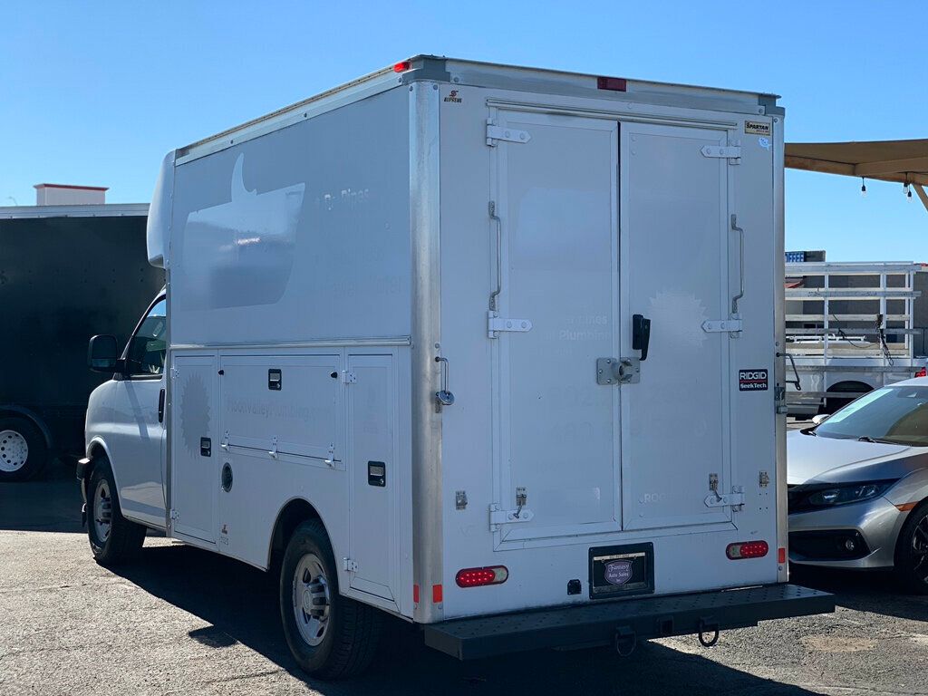 2017 Chevrolet Express Commercial Cutaway 3500 Van 139" Commercial Cutaway 1-Owner - 22958498 - 34