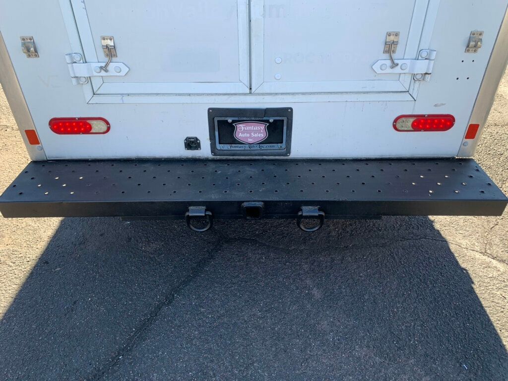 2017 Chevrolet Express Commercial Cutaway 3500 Van 139" Commercial Cutaway 1-Owner - 22958498 - 3