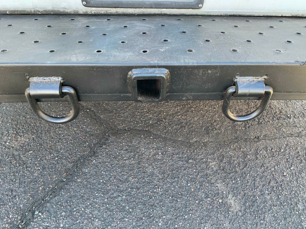 2017 Chevrolet Express Commercial Cutaway 3500 Van 139" Commercial Cutaway 1-Owner - 22958498 - 4