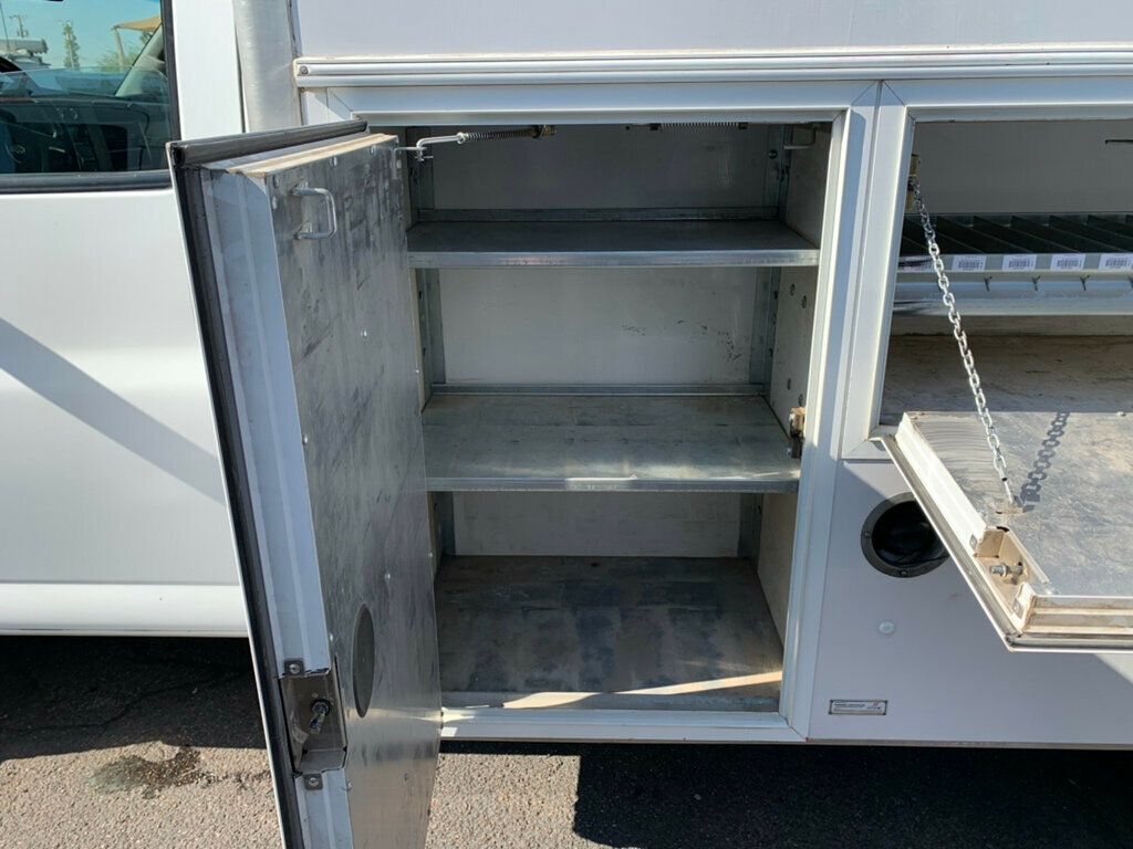 2017 Chevrolet Express Commercial Cutaway 3500 Van 139" Express Commercial 1-Owner - 22951465 - 14