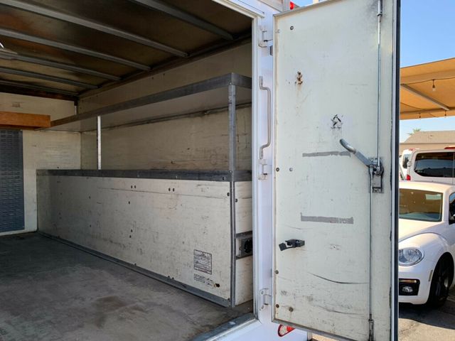 2017 Chevrolet Express Commercial Cutaway 3500 Van 139" Express Commercial 1-Owner - 22951465 - 27