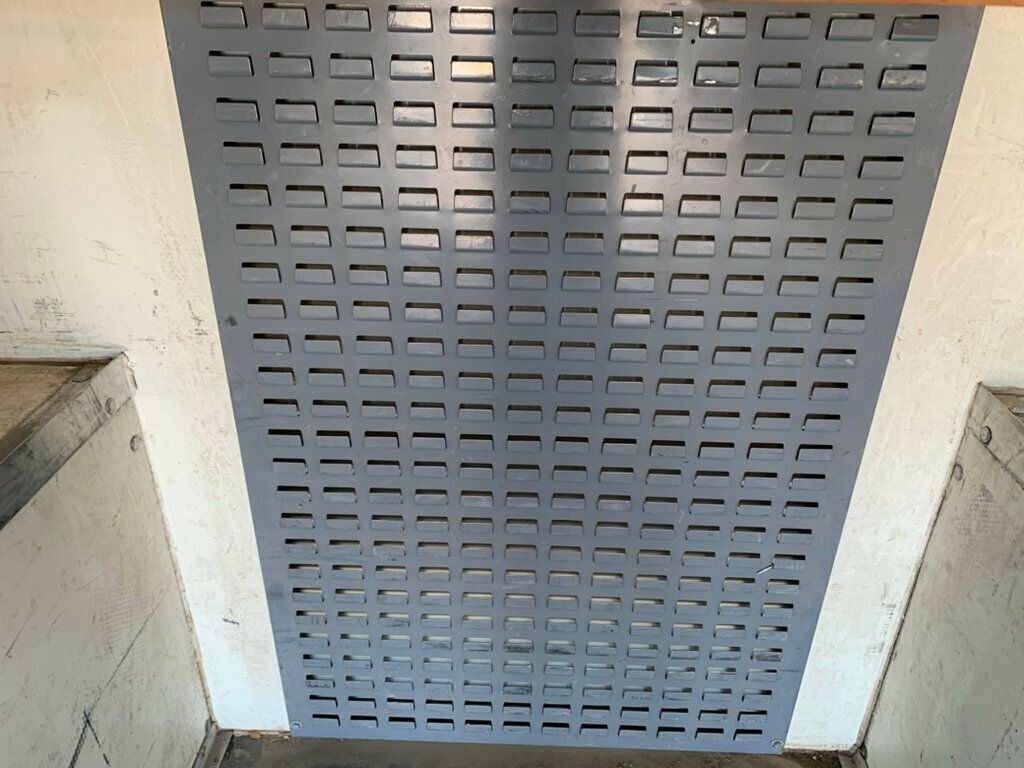 2017 Chevrolet Express Commercial Cutaway 3500 Van 139" Express Commercial 1-Owner - 22951465 - 36