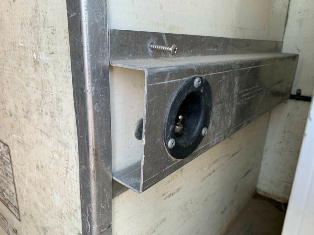 2017 Chevrolet Express Commercial Cutaway 3500 Van 139" Express Commercial 1-Owner - 22951465 - 39