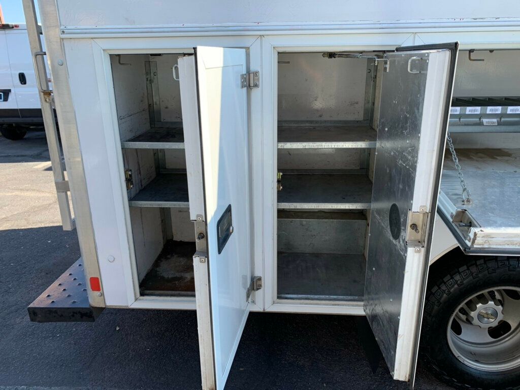 2017 Chevrolet Express Commercial Cutaway 3500 Van 139" Express Commercial 1-Owner - 22951465 - 5