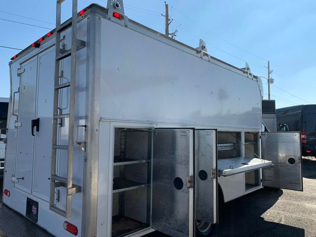 2017 Chevrolet Express Commercial Cutaway 3500 Van 139" Express Commercial 1-Owner - 22951465 - 6