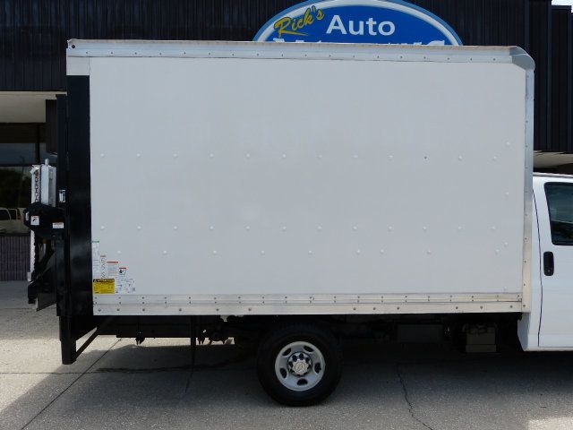 2017 Chevrolet Express Commercial Cutaway 4.8L V8 GAS*3500*SRW*138" WB*12FT ROCKPORT BOX*1,250LB LIFTGATE - 23037823 - 9