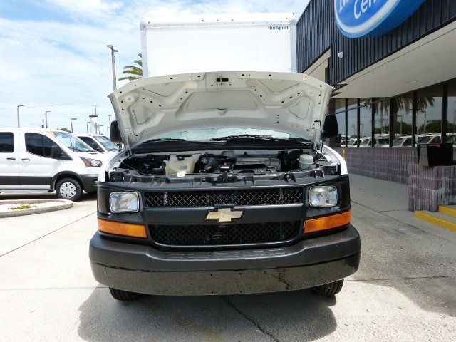 2017 Chevrolet Express Commercial Cutaway 4.8L V8 GAS*3500*SRW*138" WB*12FT ROCKPORT BOX*1,250LB LIFTGATE - 23037823 - 11