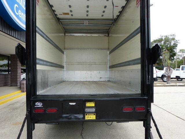 2017 Chevrolet Express Commercial Cutaway 4.8L V8 GAS*3500*SRW*138" WB*12FT ROCKPORT BOX*1,250LB LIFTGATE - 23037823 - 20