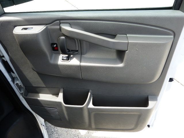 2017 Chevrolet Express Commercial Cutaway 4.8L V8 GAS*3500*SRW*138" WB*12FT ROCKPORT BOX*1,250LB LIFTGATE - 23037823 - 29