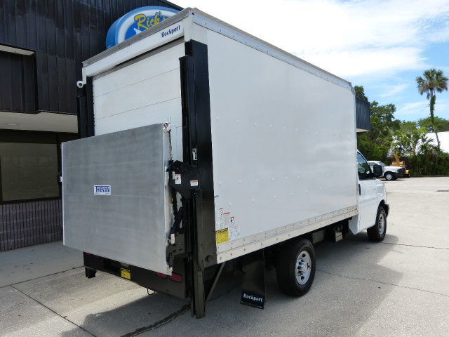 2017 Chevrolet Express Commercial Cutaway 4.8L V8 GAS*3500*SRW*138" WB*12FT ROCKPORT BOX*1,250LB LIFTGATE - 23037823 - 4