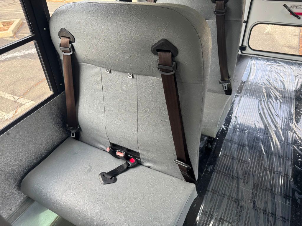 2017 Chevrolet Express Non-CDL MFSAB Shuttle Bus For Students Tours Charters Activity & Church Transport - 22993398 - 20