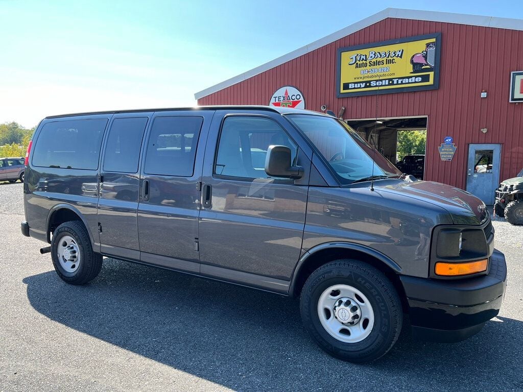 2017 Chevrolet Express Passenger 12 Passenger Southern Peach - 22572734 - 0