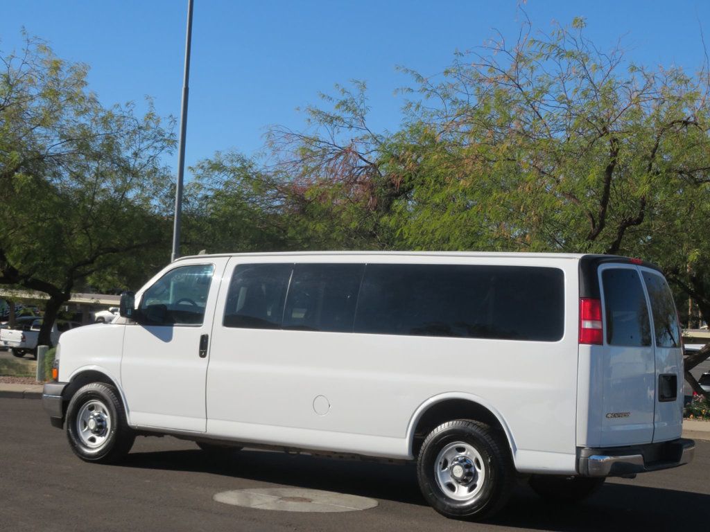 2017 Chevrolet Express Passenger 1OWNER AZ 15 PASSENGER VAN EXTRA CLEAN PEOPLE MOVER 15 SEATS  - 22704471 - 4