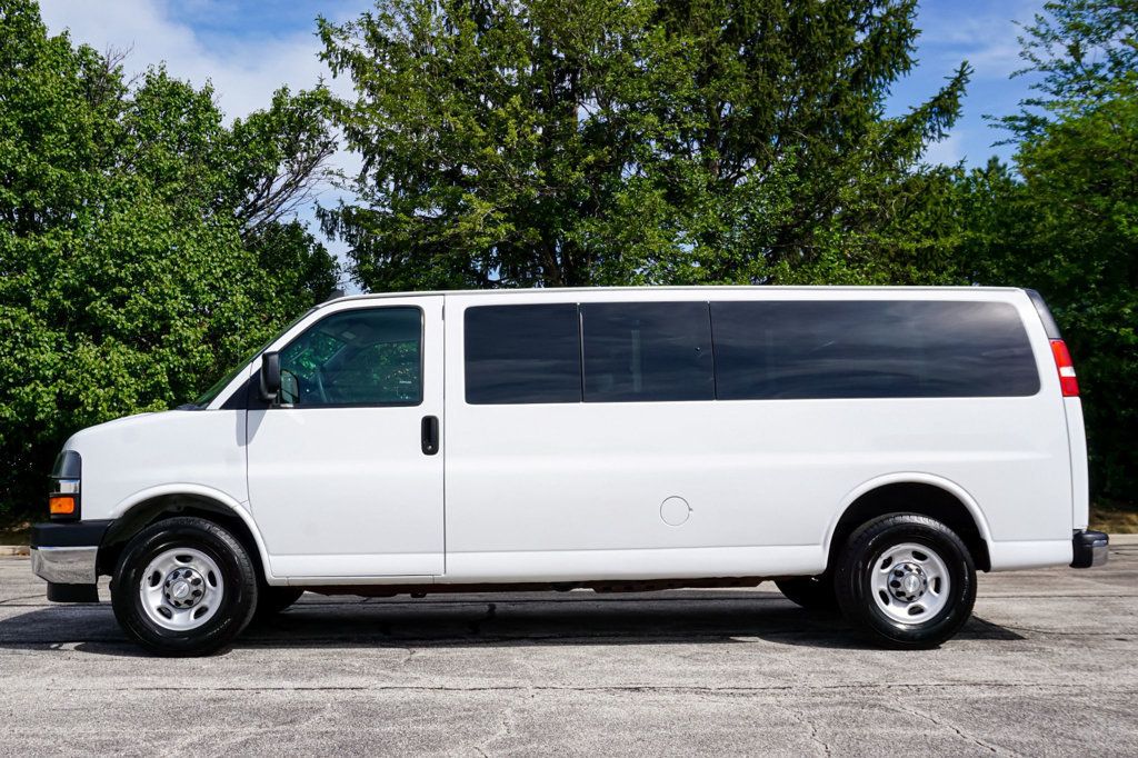 2017 Chevrolet Express Passenger Express 3500 15-Passenger Van 43k - 23083648 - 16