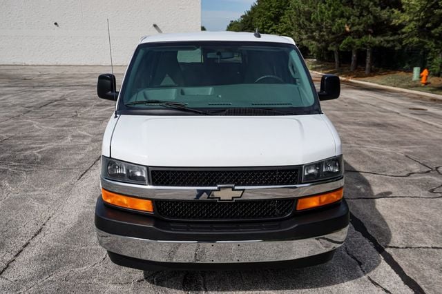 2017 Chevrolet Express Passenger Express 3500 15-Passenger Van 43k - 23083648 - 24