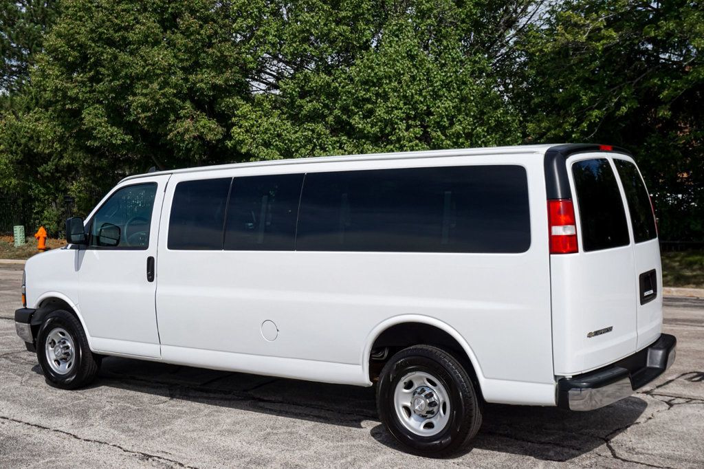 2017 Chevrolet Express Passenger Express 3500 15-Passenger Van 43k - 23083648 - 63