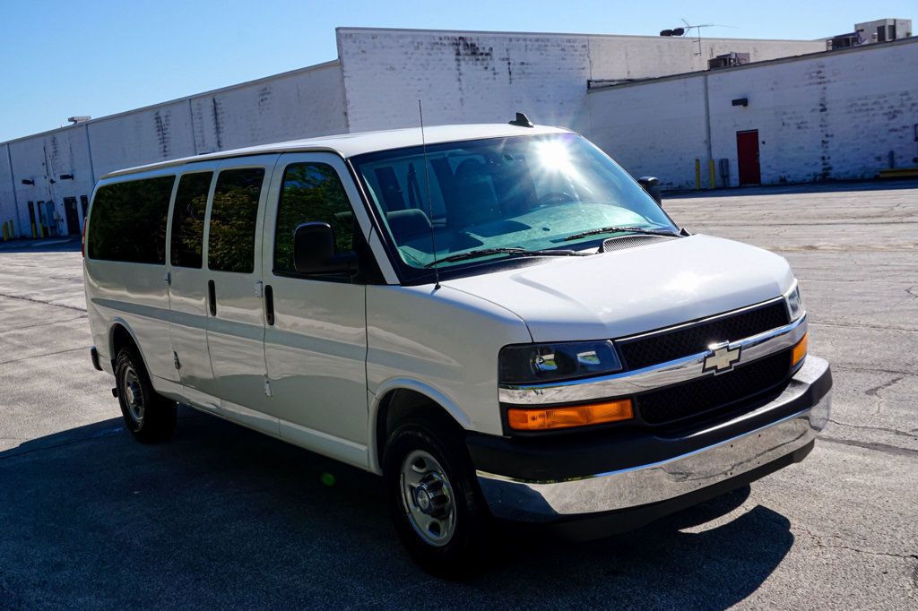 2017 Chevrolet Express Passenger Express 3500 15-Passenger Van 53k Miles - 23092509 - 22