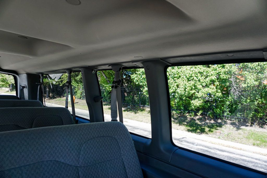 2017 Chevrolet Express Passenger Express 3500 15-Passenger Van 53k Miles - 23092509 - 34