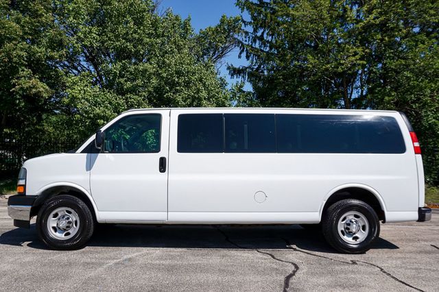 2017 Chevrolet Express Passenger *Express 3500* *15-Passenger Van* *Extended* *Only 45k Miles* - 23071573 - 19