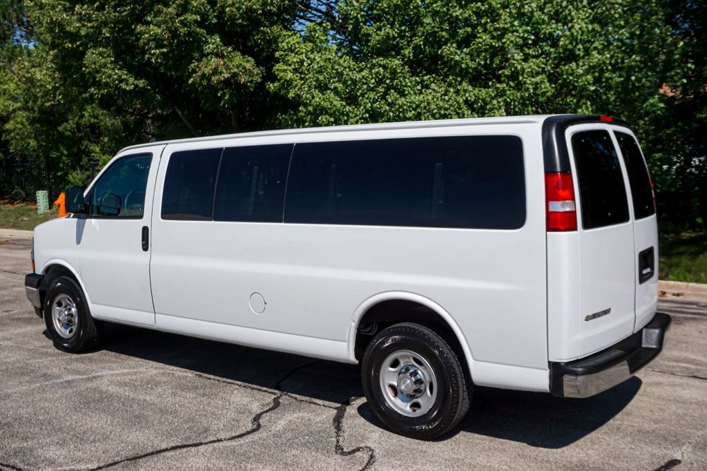 2017 Chevrolet Express Passenger *Express 3500* *15-Passenger Van* *Extended* *Only 45k Miles* - 23071573 - 24