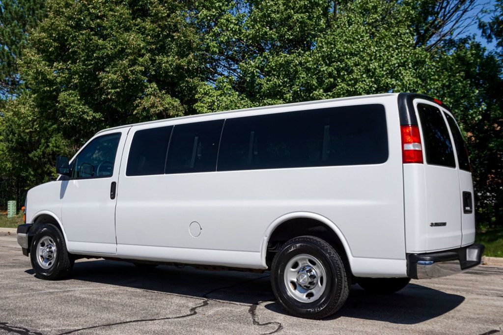 2017 Chevrolet Express Passenger *Express 3500* *15-Passenger Van* *Extended* *Only 45k Miles* - 23071573 - 27