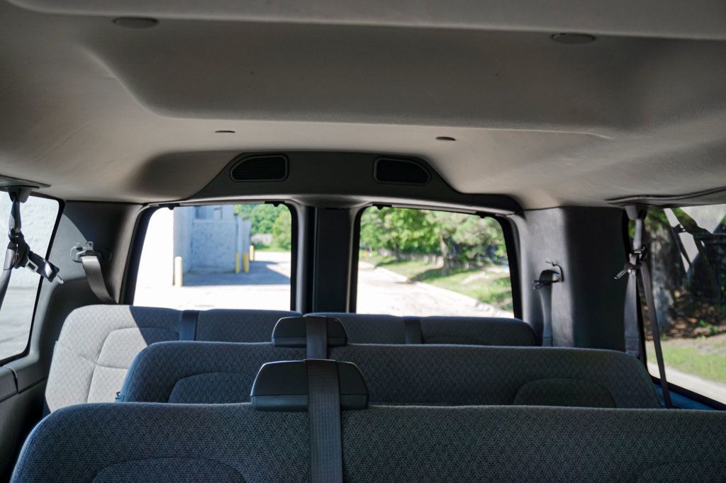 2017 Chevrolet Express Passenger *Express 3500* *15-Passenger Van* *Extended* *Only 45k Miles* - 23071573 - 34