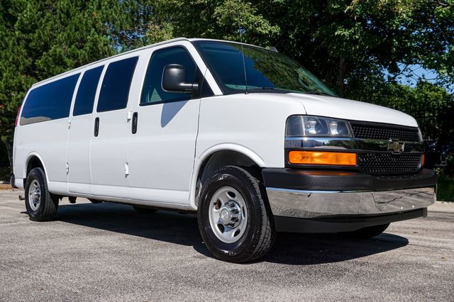 2017 Chevrolet Express Passenger *Express 3500* *15-Passenger Van* *Extended* *Only 45k Miles* - 23071573 - 3