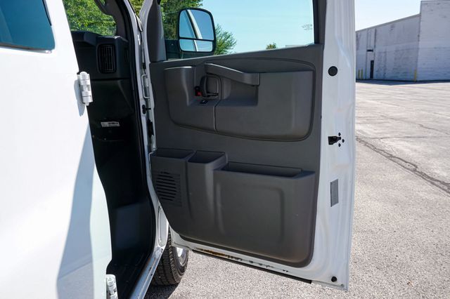 2017 Chevrolet Express Passenger *Express 3500* *15-Passenger Van* *Extended* *Only 45k Miles* - 23071573 - 64