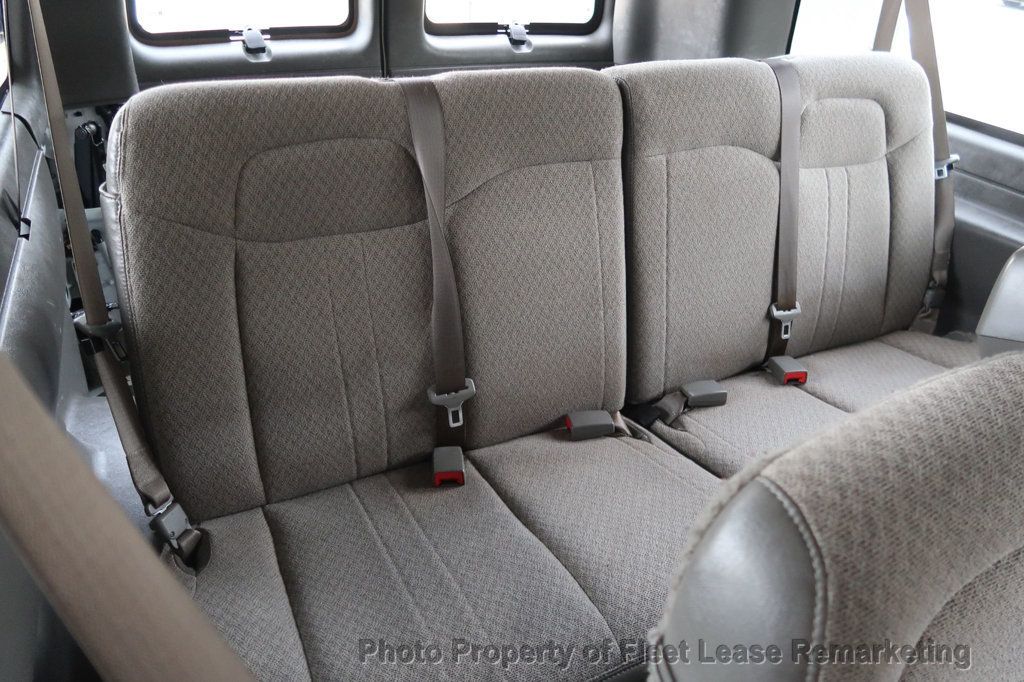 2017 Chevrolet Express Passenger G3500 Ext Passenger Van LT 155"  - 22979007 - 17