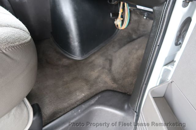 2017 Chevrolet Express Passenger G3500 Ext Passenger Van LT 155"  - 22979007 - 22