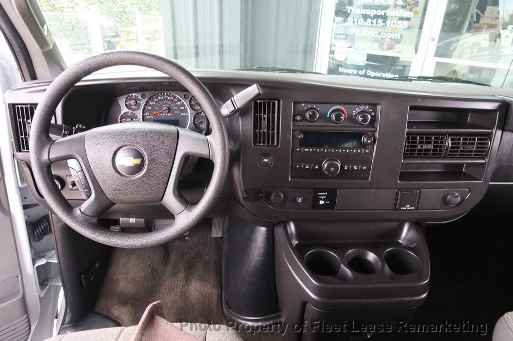 2017 Chevrolet Express Passenger G3500 Ext Passenger Van LT 155"  - 22979007 - 24