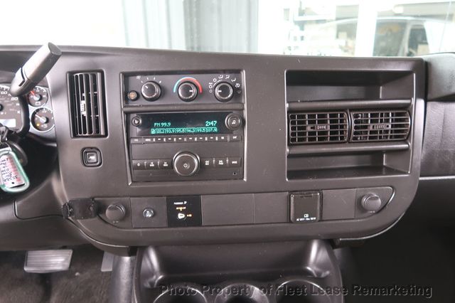 2017 Chevrolet Express Passenger G3500 Ext Passenger Van LT 155"  - 22979007 - 26