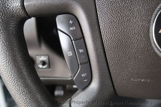 2017 Chevrolet Express Passenger G3500 Ext Passenger Van LT 155"  - 22979007 - 30