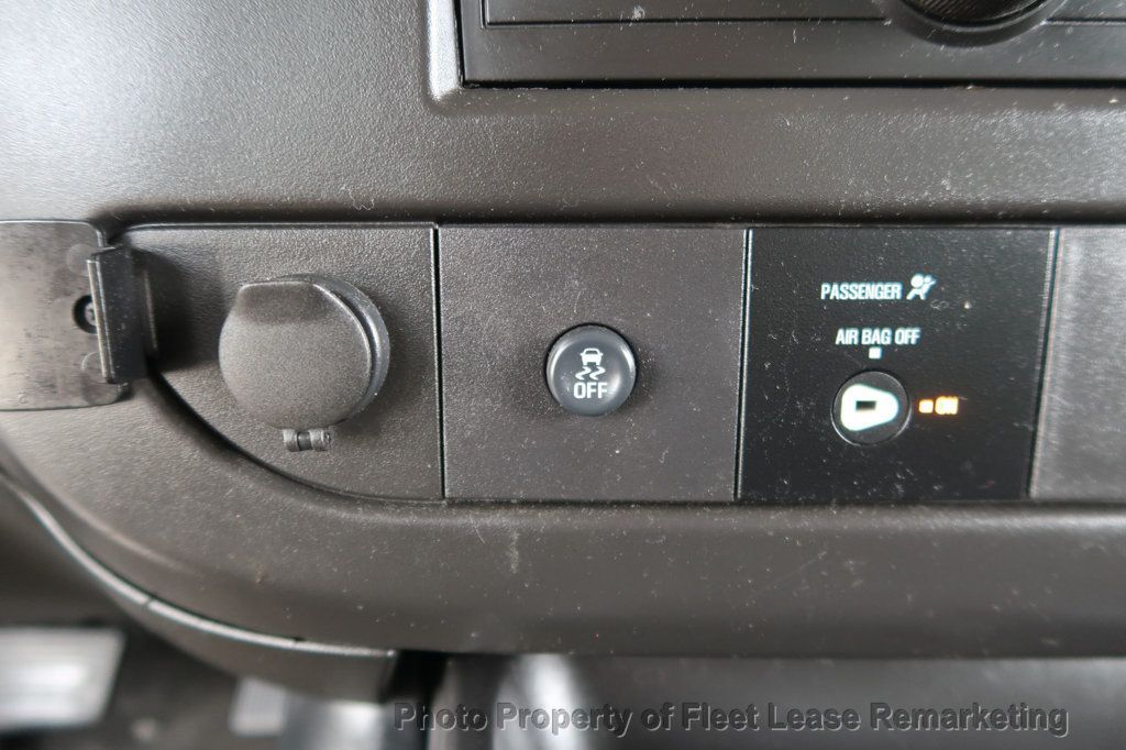 2017 Chevrolet Express Passenger G3500 Ext Passenger Van LT 155"  - 22979007 - 33