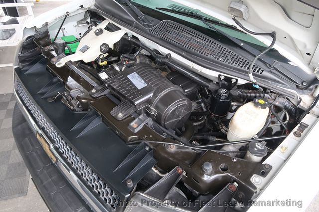 2017 Chevrolet Express Passenger G3500 Ext Passenger Van LT 155"  - 22979007 - 38