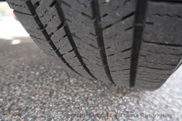 2017 Chevrolet Express Passenger G3500 Ext Passenger Van LT 155"  - 22979007 - 40