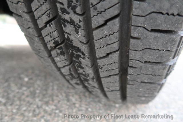 2017 Chevrolet Express Passenger G3500 Ext Passenger Van LT 155"  - 22979007 - 43