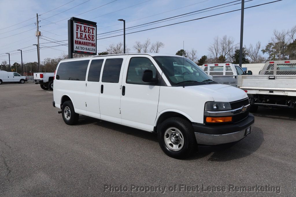 2017 Chevrolet Express Passenger G3500 Ext Passenger Van LT 155"  - 22979007 - 6