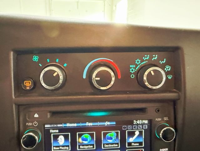 2017 Chevrolet Express Passenger RWD 3500 135" LT w/1LT - 22916351 - 18