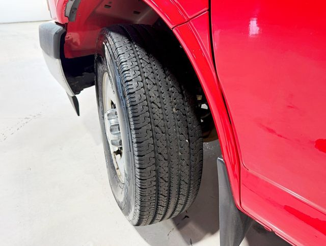 2017 Chevrolet Express Passenger RWD 3500 135" LT w/1LT - 22916351 - 2